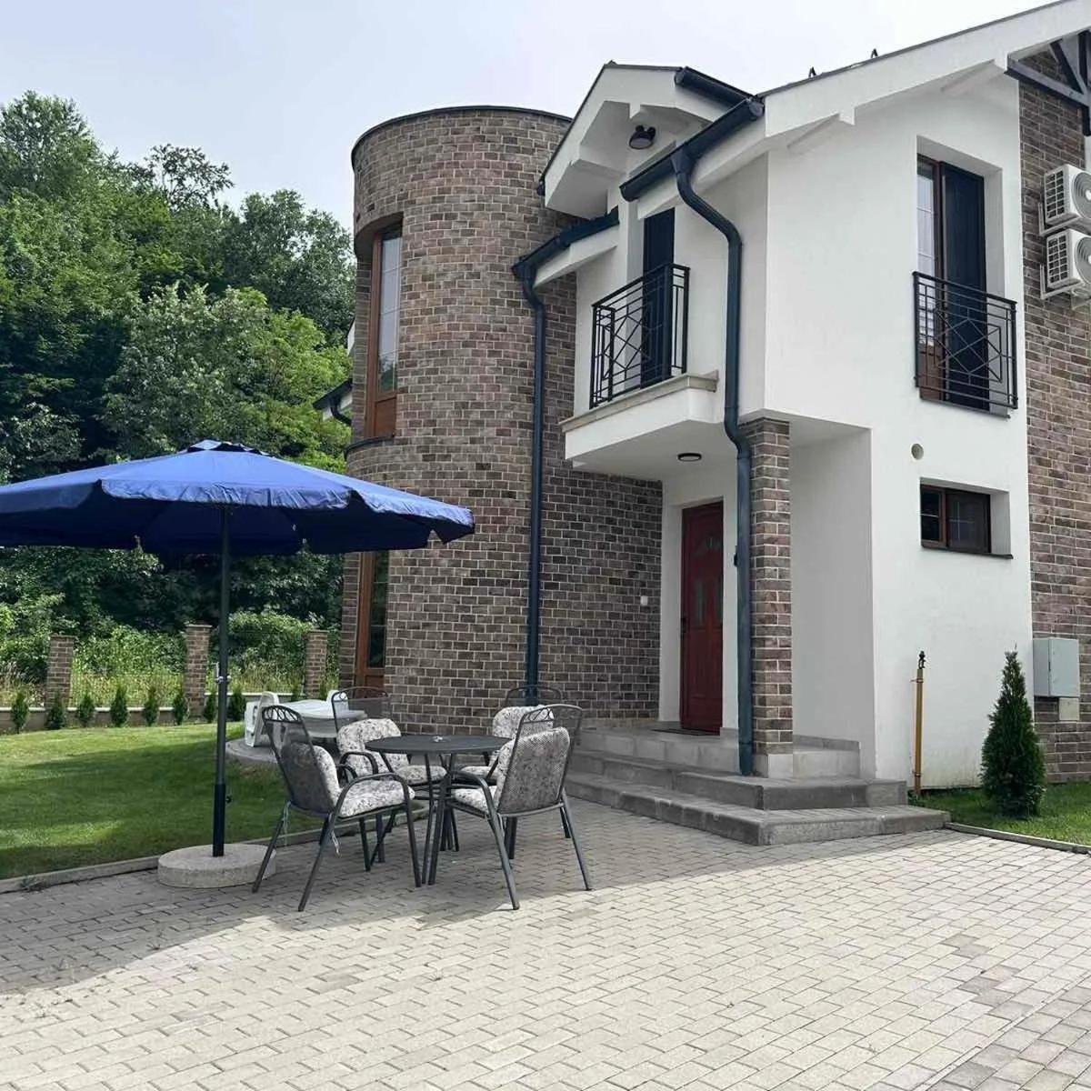 Crown House Aparthotel Vrnjačka Banja Εξωτερικό φωτογραφία
